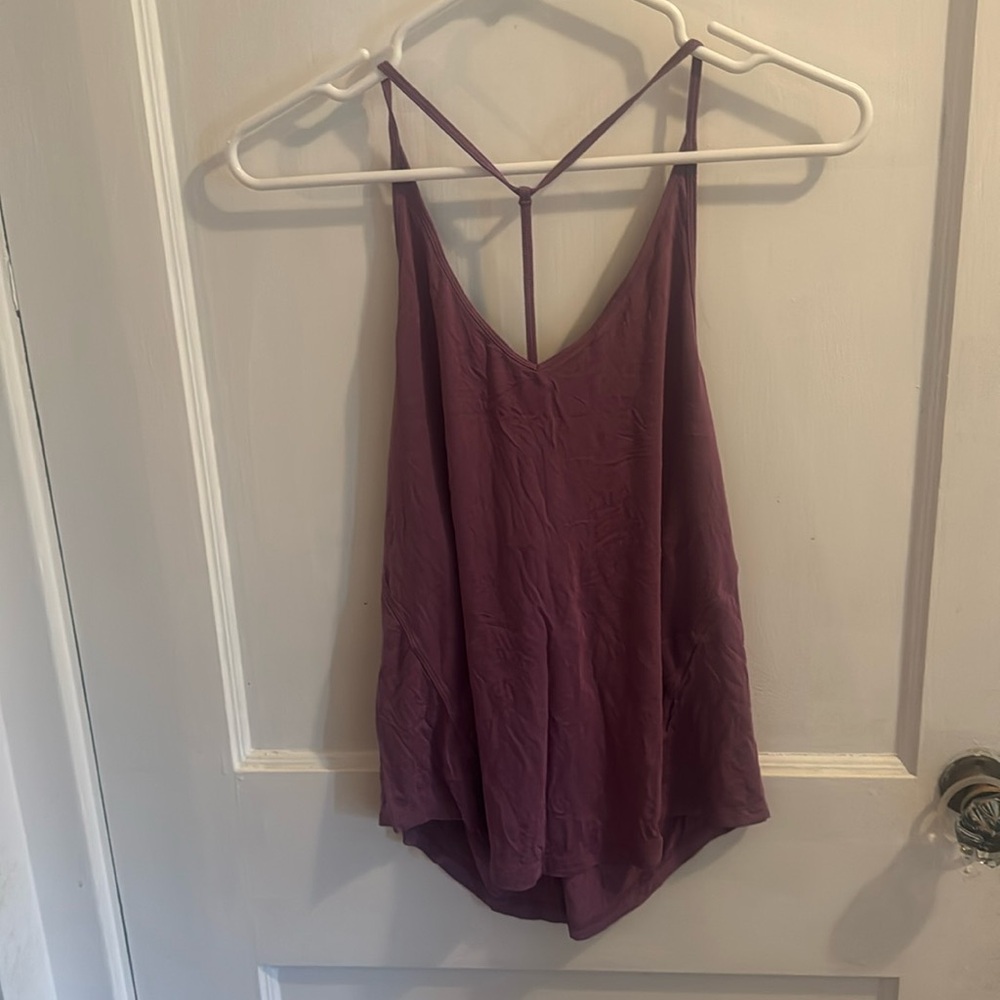 Lululemon tank